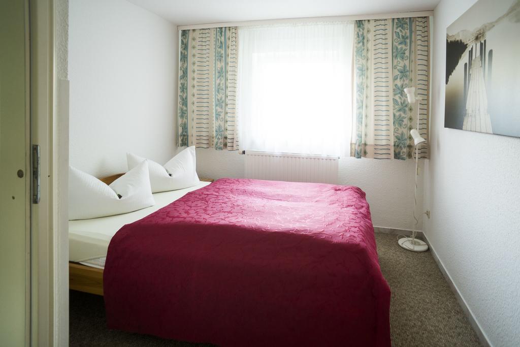 Das Fritz Hotel Schwerin Schoene Lage Im Gruenen Mit Regionaler Kueche Kostenfreien Parkplaetzen Und E Ladestation Schwerin (Mecklenburg-Vorpommern) Quarto foto
